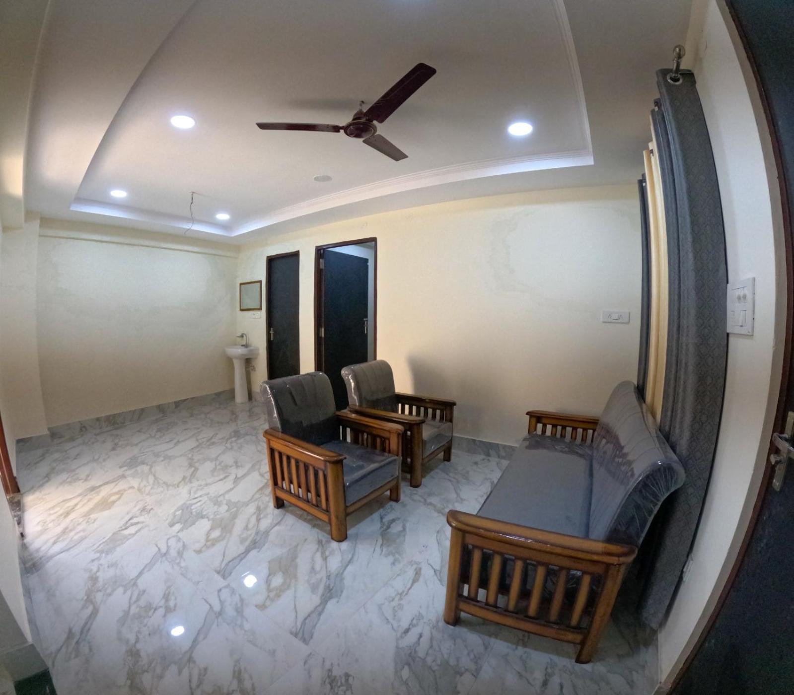 Hotel Aastha Height Rishīkesh 外观 照片